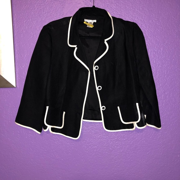 Black suit, with white piping by Jillian Jones. - Picture 2 of 3